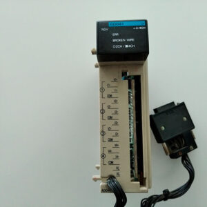 OMRON CQM1AD041 Modulo de 4 entradas analógicas (USADO)